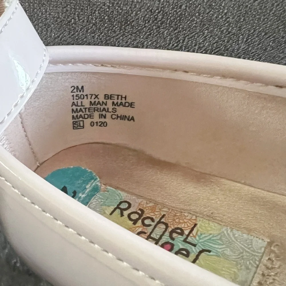 Rachael Girls Rose Beige Patent Beth Mary Janes Size 2